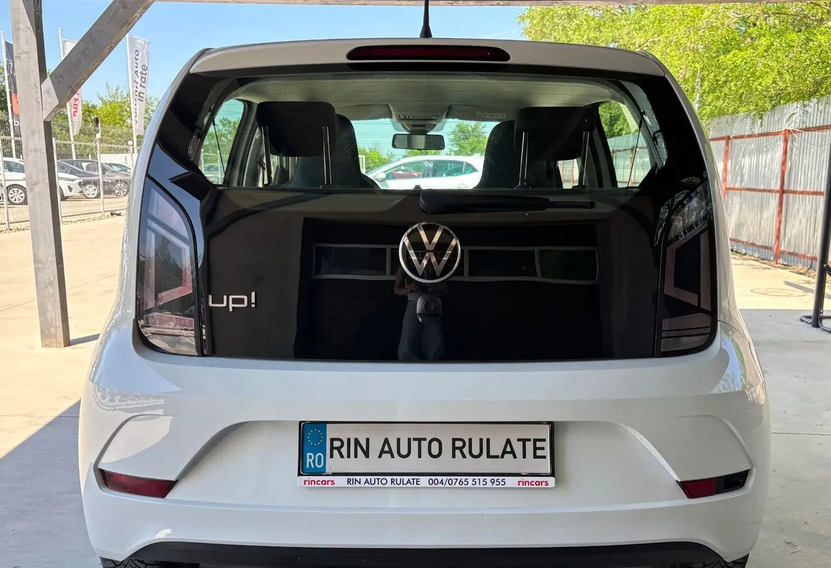 Volkswagen Up