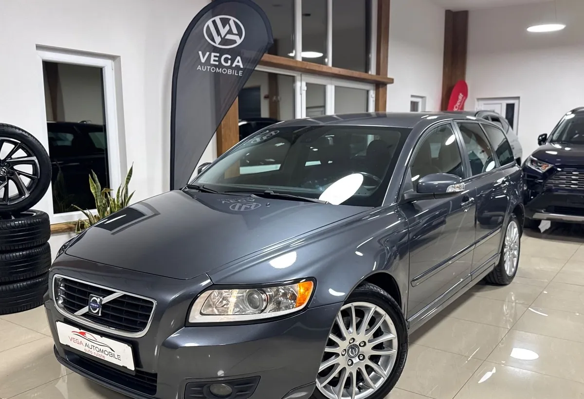 Volvo V50