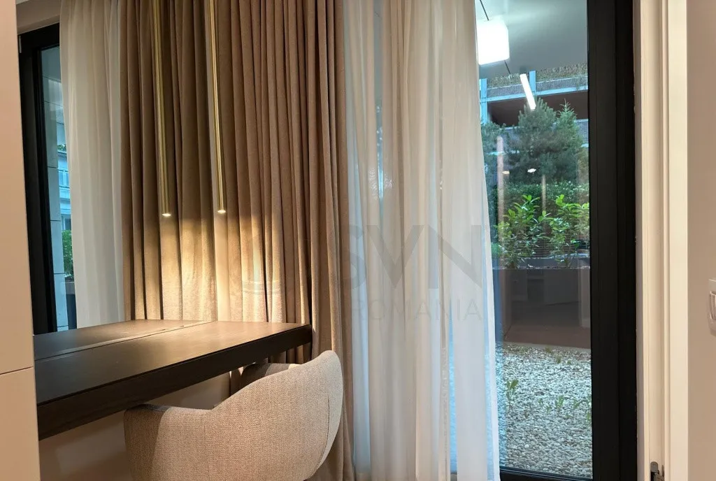 Apartament Aviatorilor l Terasa si gradina 133 mp