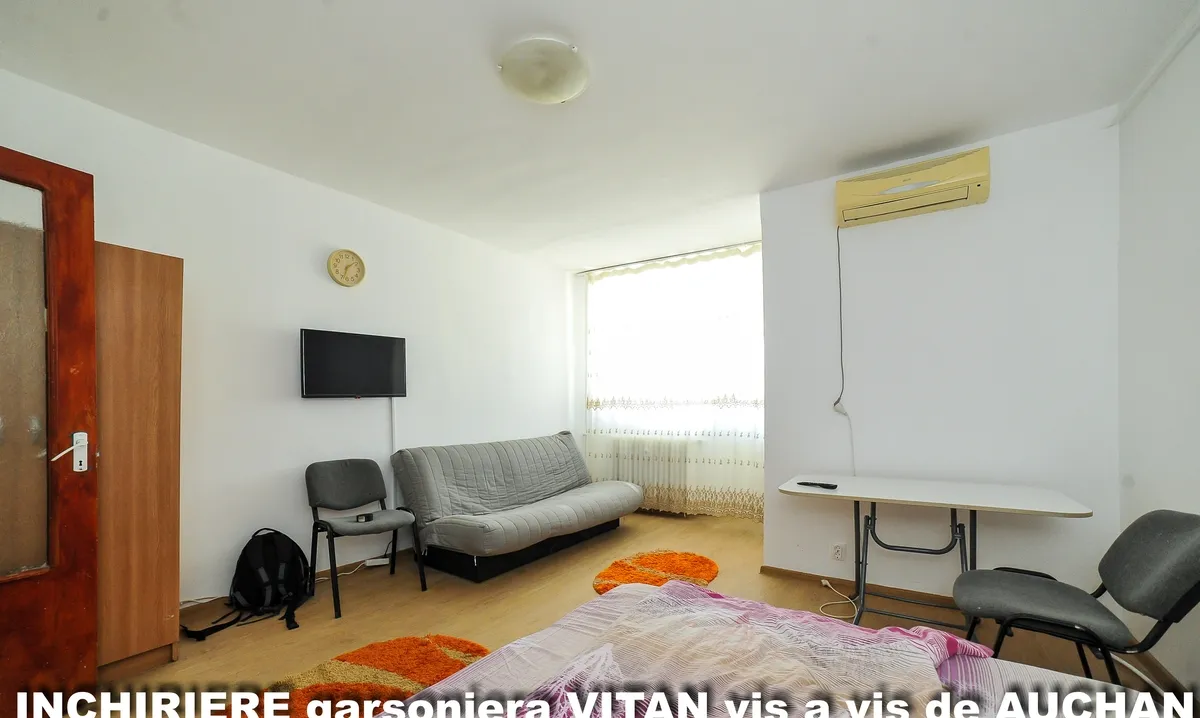 Vitan vis a vis de Auchan