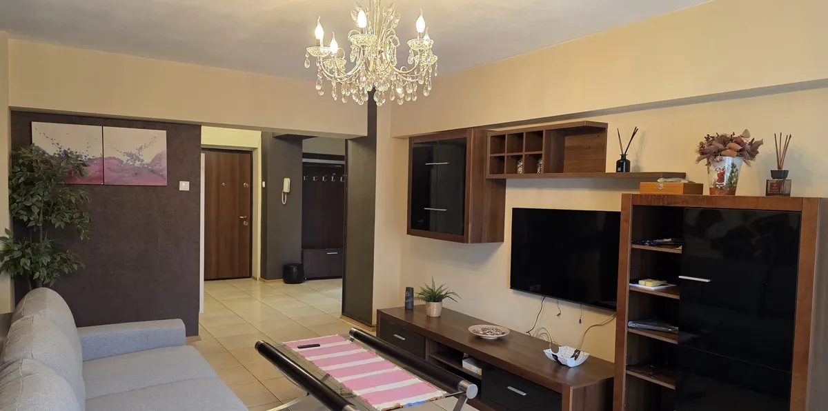 Unirii vecinatate Piata Alba Iulia