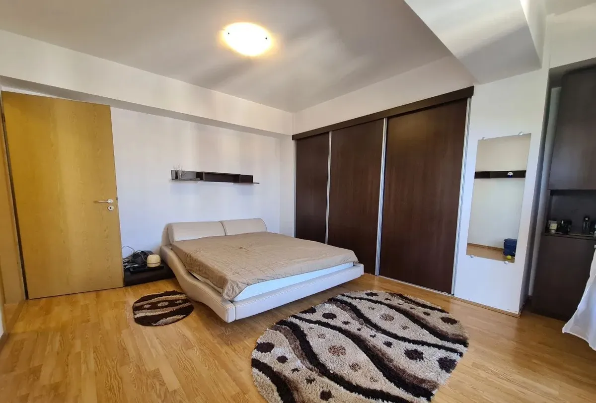 Titanul Nou ap de 2 camere cu suprafata de 80mp langa parcul Teilor