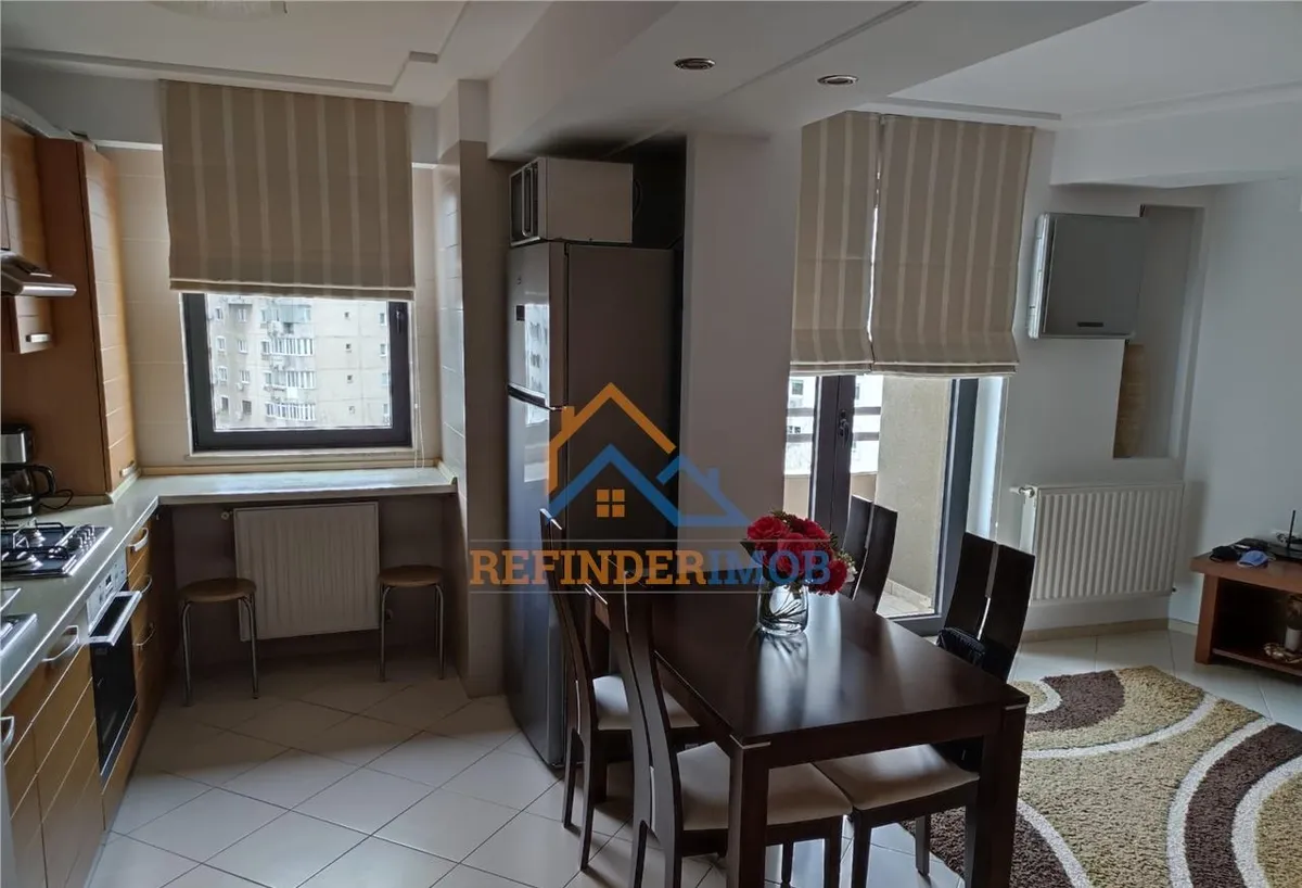 Decebal apartament de vanzare cu 3 camere