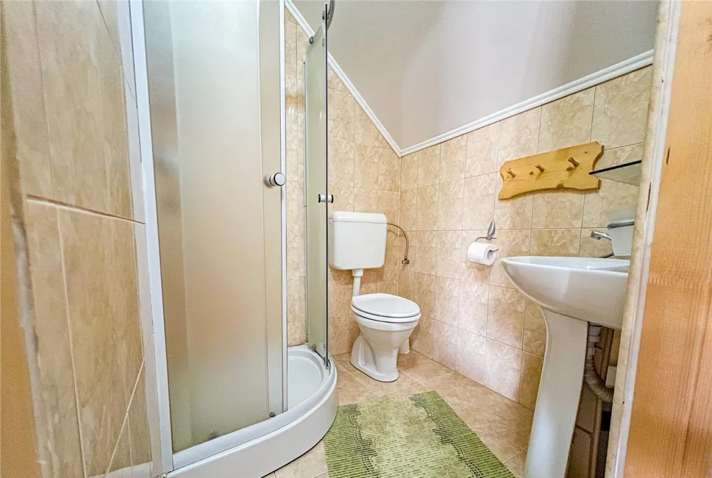 Film Casa 7 camere rezidential turistic in