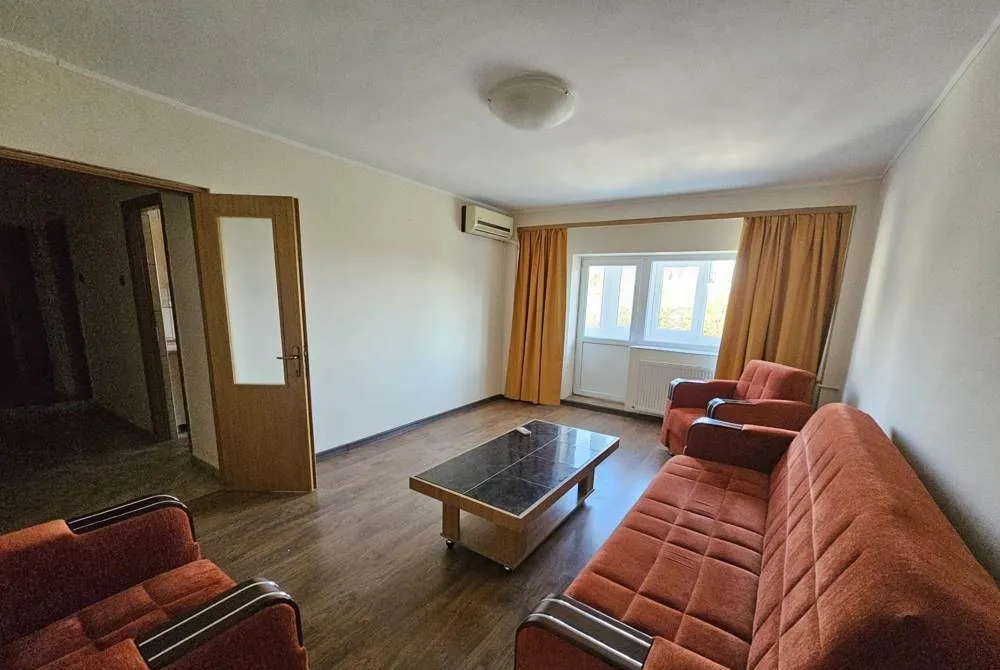 Victoriei la 3 minute de mers pana la metrou apartament 2 camere