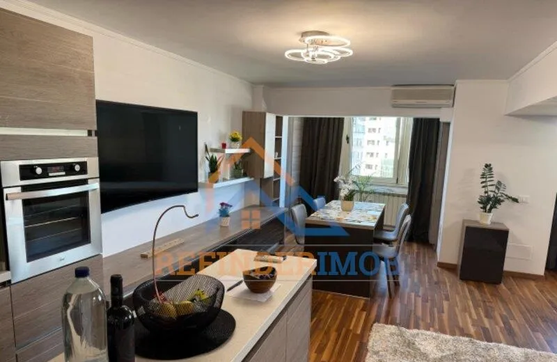 Unirii Apartament de vanzare cu 2 camere suprafata de 77mp