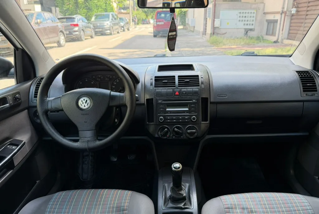 Volkswagen Polo Facelift 1 4 TDI 80CP 2009 Euro 4 AC Cauciucuri Noi M S 1 600 eur