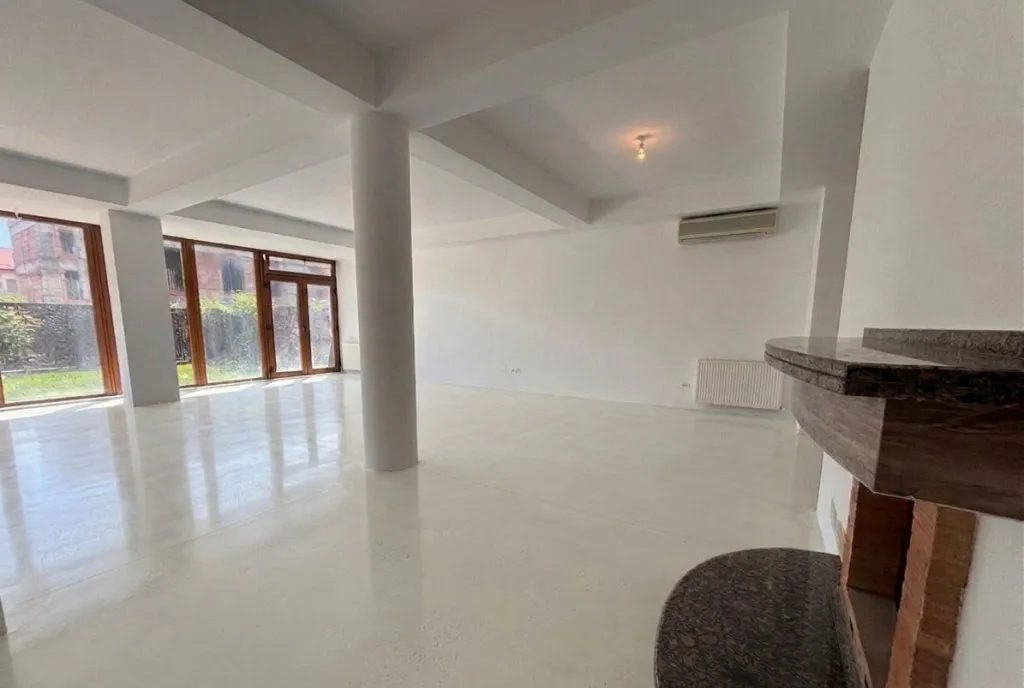 Vila zona Exclusivista Iancu Nicolae nr 43 Renovata 202