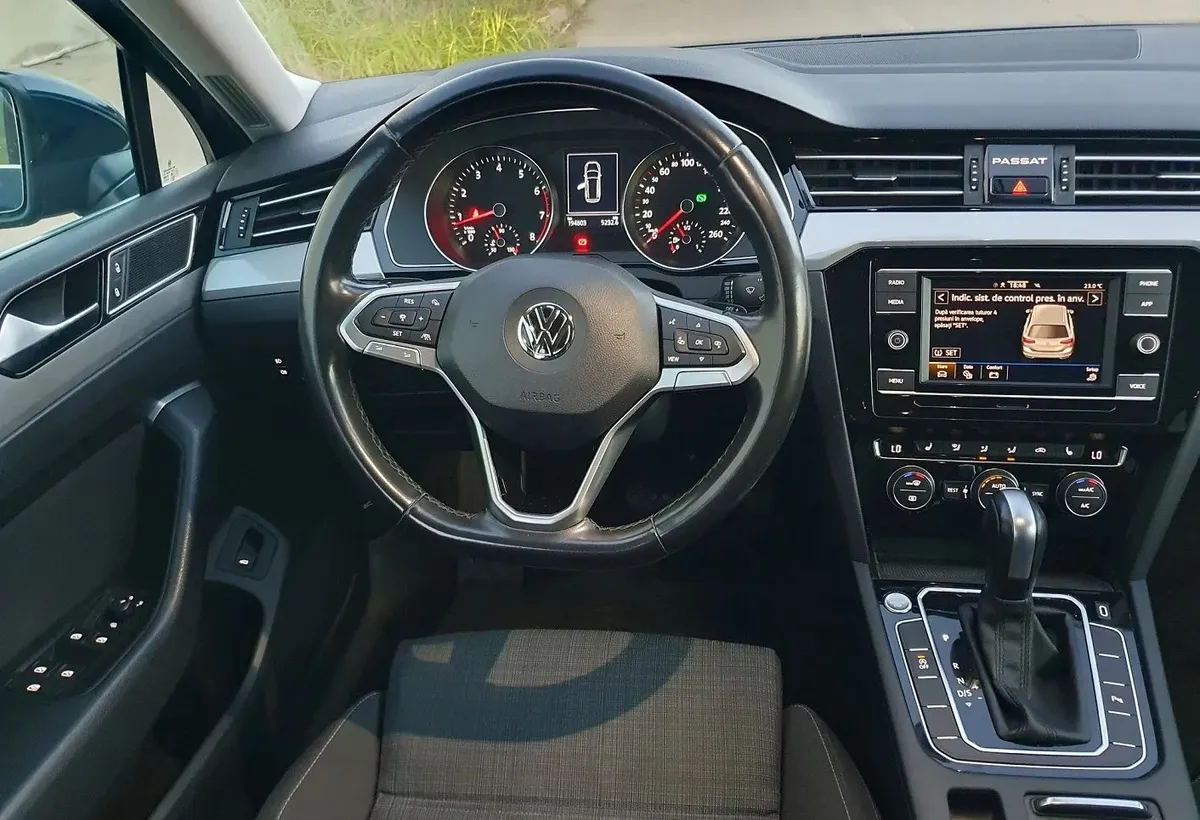 Volkswagen Passat
