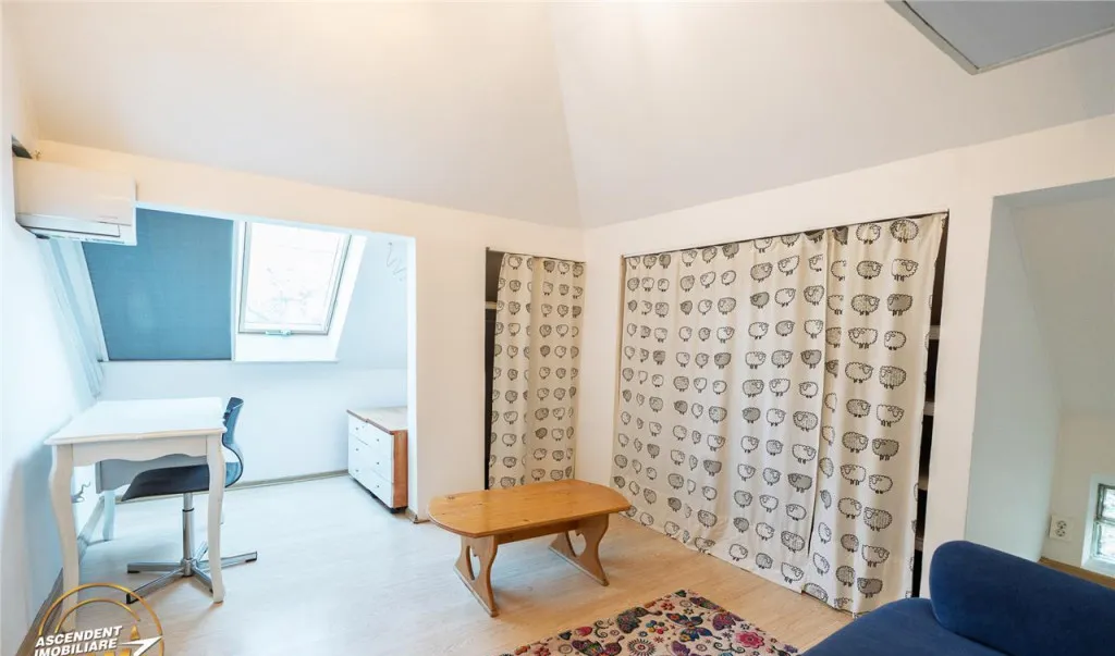 Casa familiala cu teren 2 822 mp intravilan sauna atelie