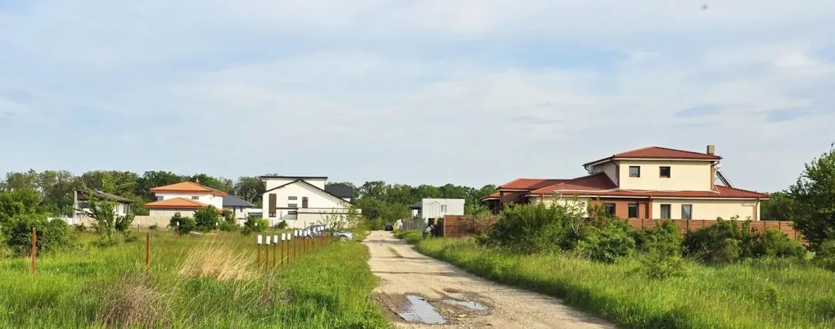 Balotesti/ Corbeanca Teren 540 mp Proiect Avize Autorizatie in curs