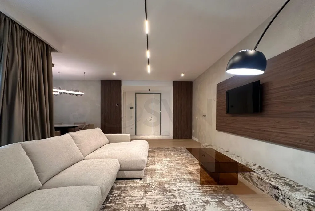 Apartament 4 camere Aviatorilor l Bloc Boutique