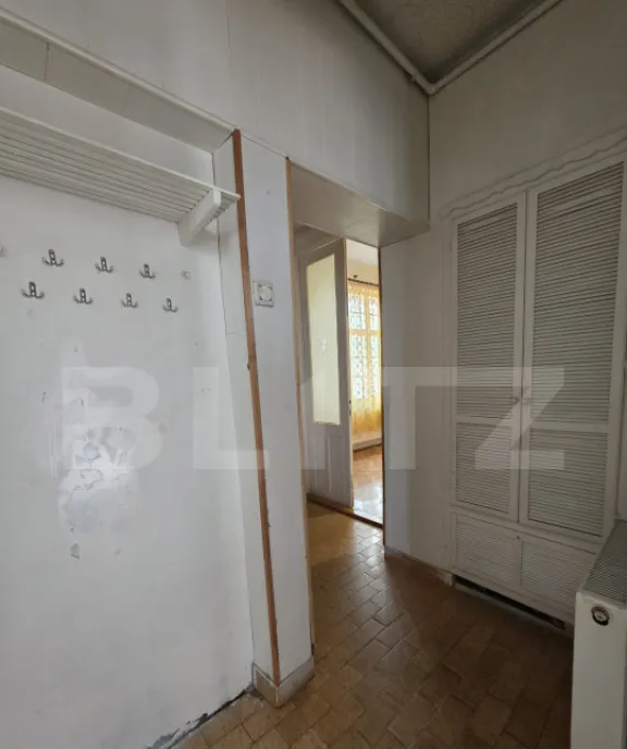 rara 4 camere 106 mp tavan inalt garaj z