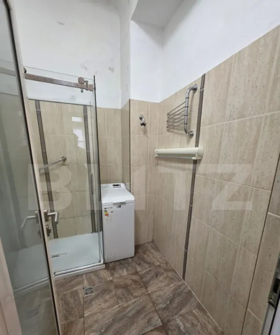 rara 4 camere 106 mp tavan inalt garaj z
