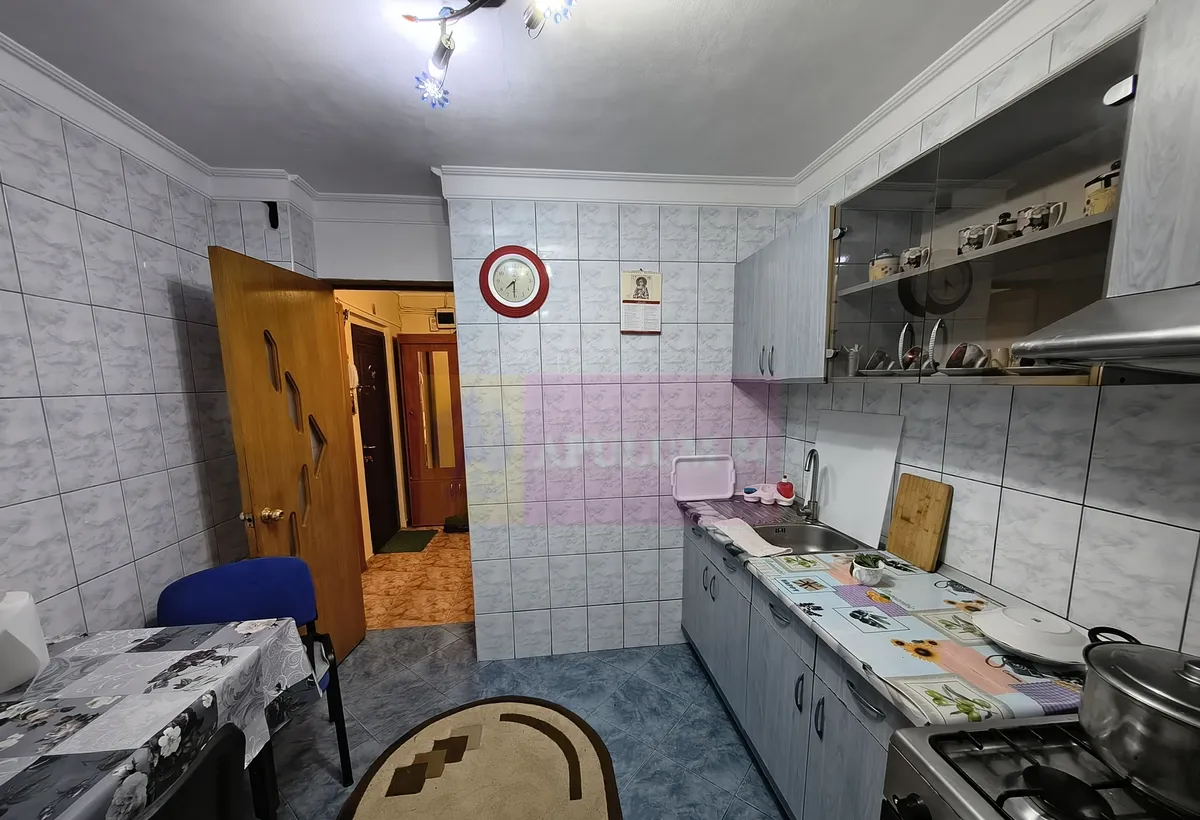 Apartament 3 camere Decomandat Mobilat Complet Colentina Maior Bacila