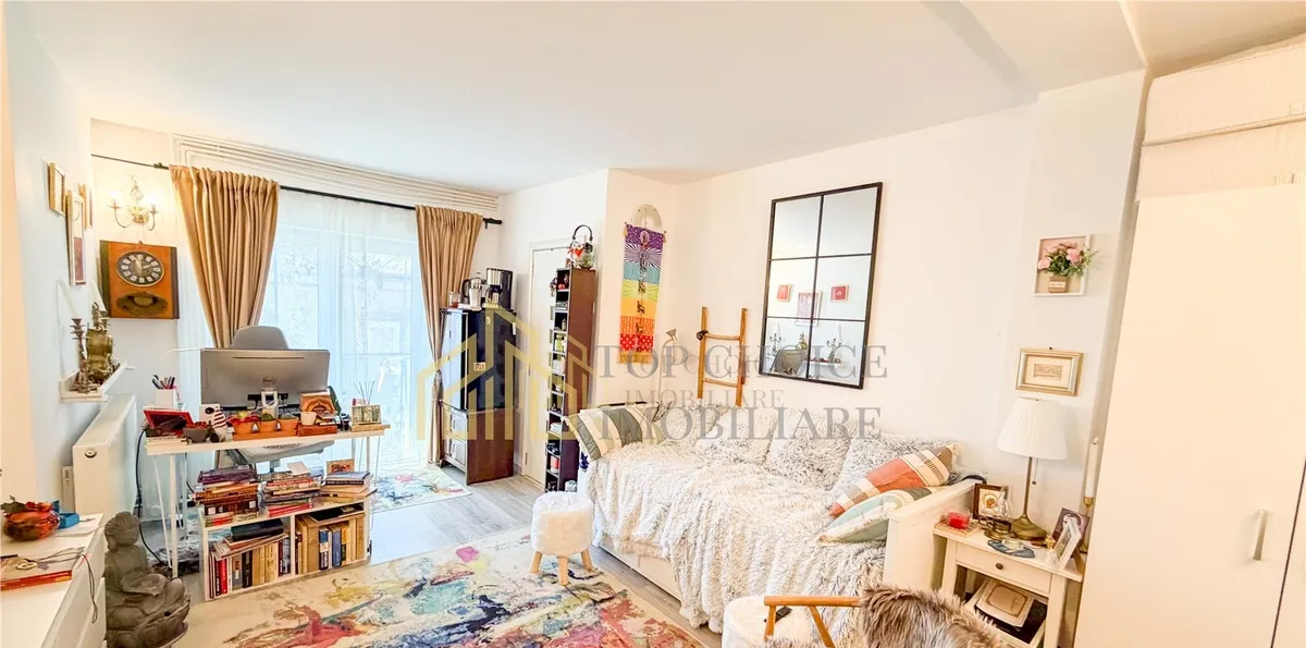 Domenii garsoniera renovata mobilata centrala proprie ideal Airbnb birou sau locuinta