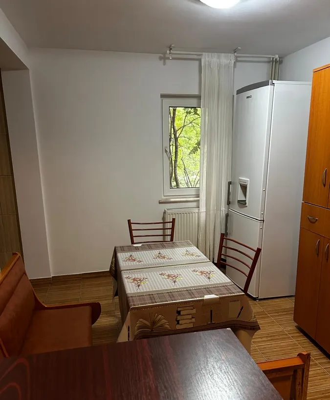 Unirii Decebal Voronet etj 1 Alba Iulia Muncii metrou 5 min 2 camere