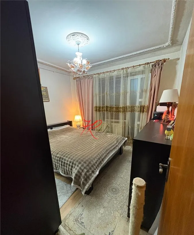 Doamna Ghica vanzare apartament 3 camere