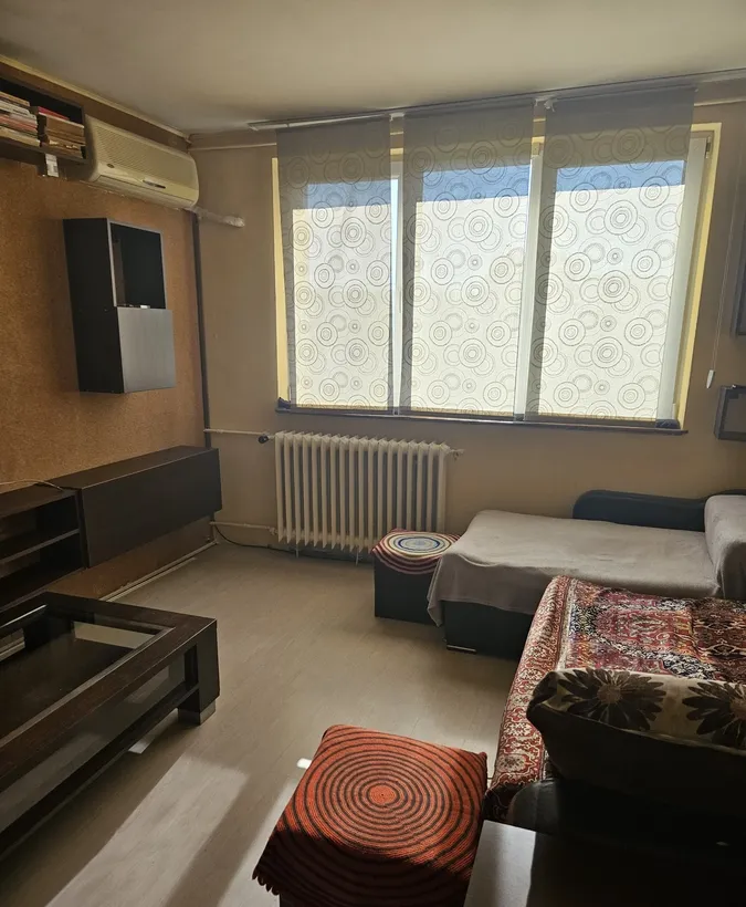 Titan 1 Decembrie Fetesti 3 camere