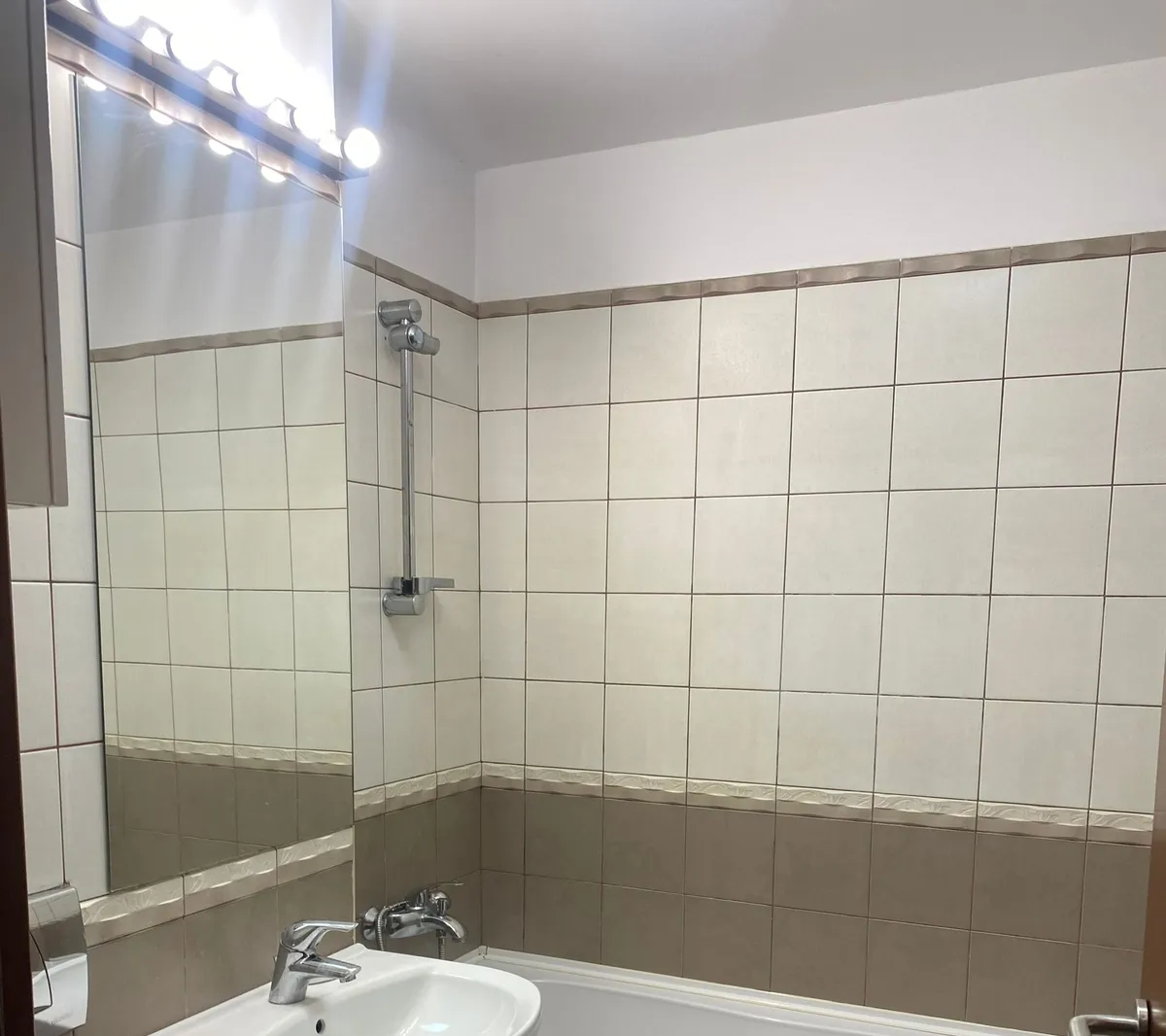 Herastrau Gafencu Grand Residence 2010 Francez 2 camere 70mp Parcare