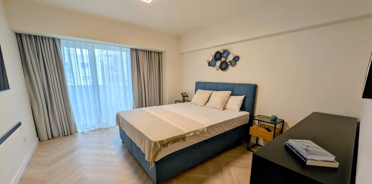 Unirii stradal bloc monolit mobilat/utilat nou ultralux vedere panoramica