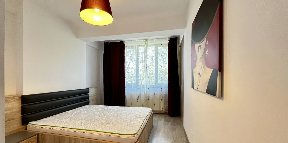 Bucurestii Noi Pod Constanta Mega Image mobilat
