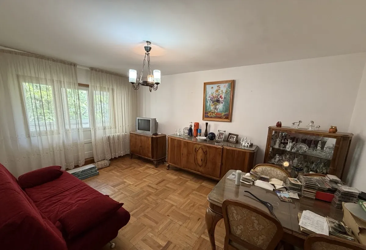 Crangasi proprietar