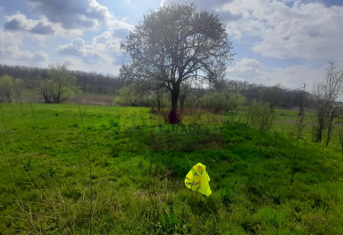 De vanzare teren 3400 mp in sat podu ilfovat / com buturugeni gr