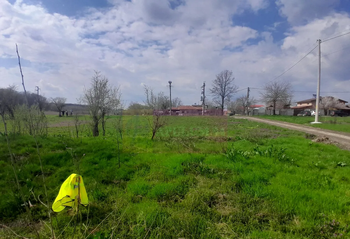De vanzare teren 3400 mp in sat podu ilfovat / com buturugeni gr