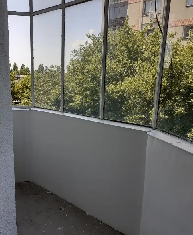 Militari Metrou Pacii