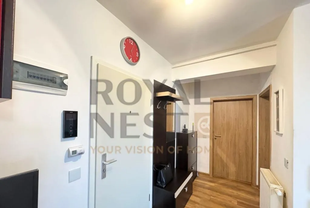De inchiriat apartament 2 camere in zona Tractorul
