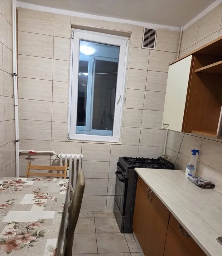 Berceni Straduintei renovat ac bloc fara risc seismic