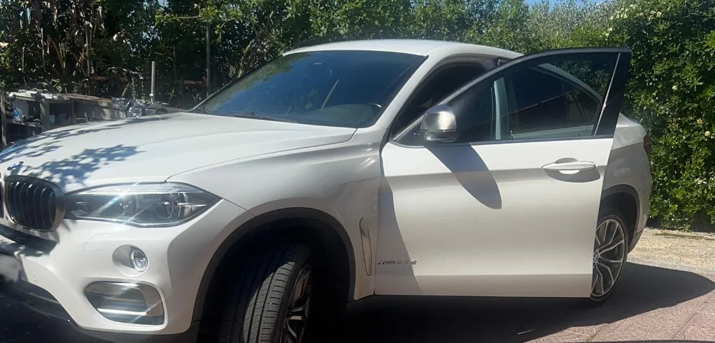 BMW X6 model F16 3 0 XDrive an 2020 P F 20 300 eur