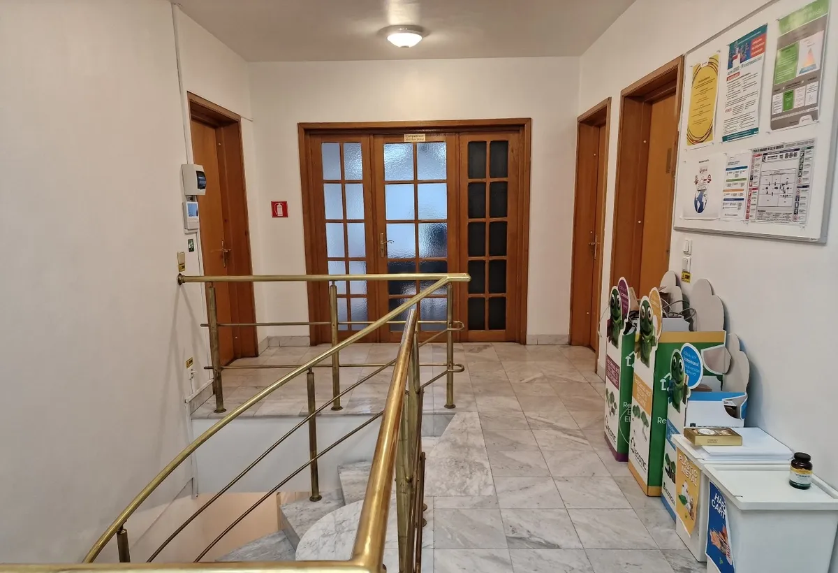 Piata Unirii Mitropolie 10 minute metrou vila deosebita pe Profesorilor