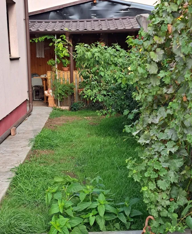 Bragadiru Safirului vila P 1 4 camere 2 bai sp 112 mp teren 300 mp