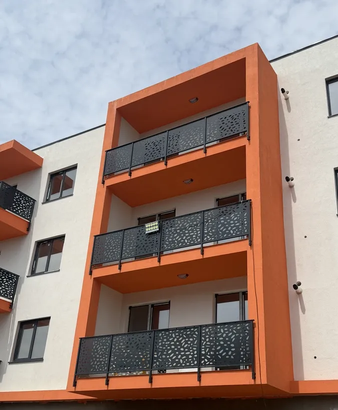 Dobroesti Cristal Houses