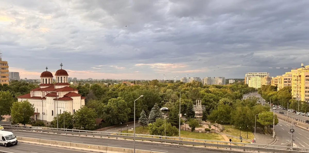 Colentina intersectie cu Doamna Ghica stradal vedere parc Plumbuita