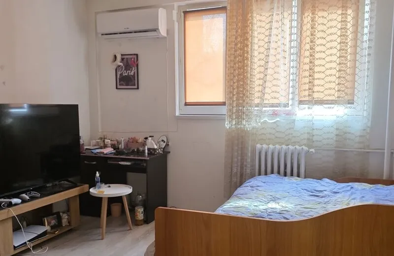 Dristor Camil Ressu vav metrou
