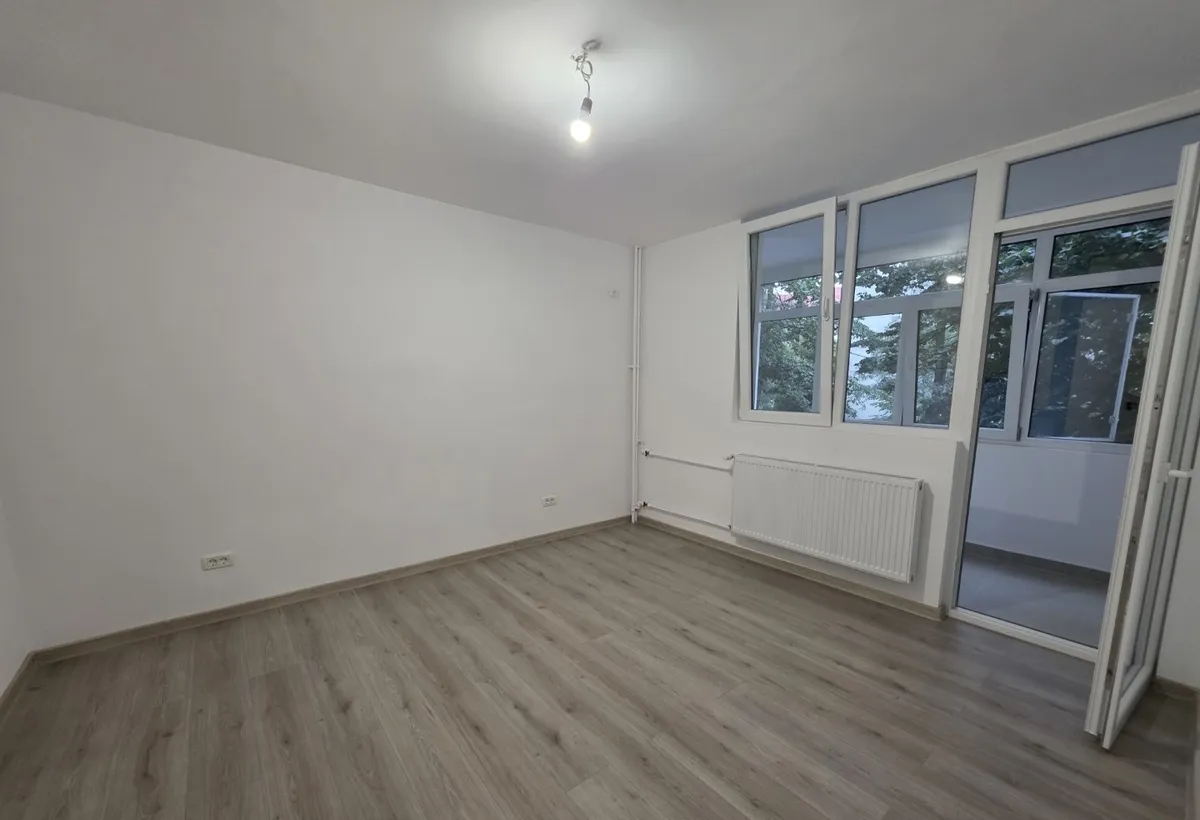 Basarabia 5 minute metrou Costin Georgian pe Intrarea Muncii nr 2 renovat
