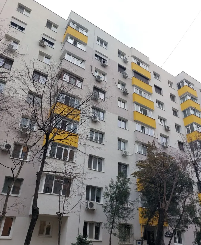 Rahova Str Modoran Ene Sector 5 apartament 4 camere 85 mp