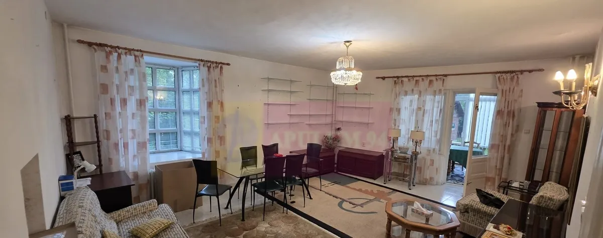 Vila de vanzare cu 6 camere si teren de 5116 mp in Cornu Prahova