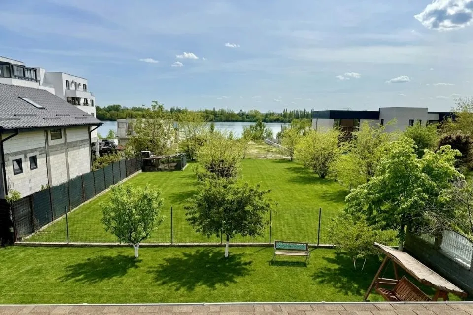 Langa oras/lifestyle/vedere lac