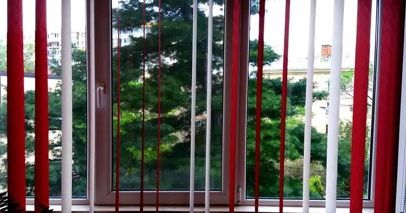 Maior Coravu Vatra Luminoasa Parcul National metrou Muncii