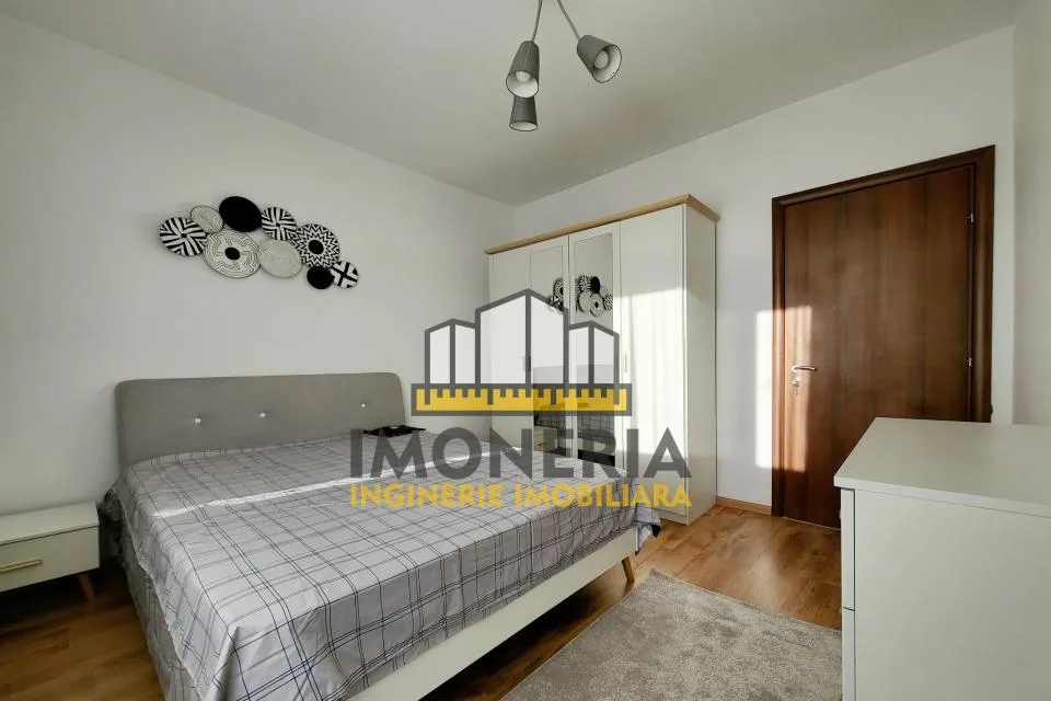 Doua camere parcare 0 comision 200 m metrou 550 m parc 33 mpu living