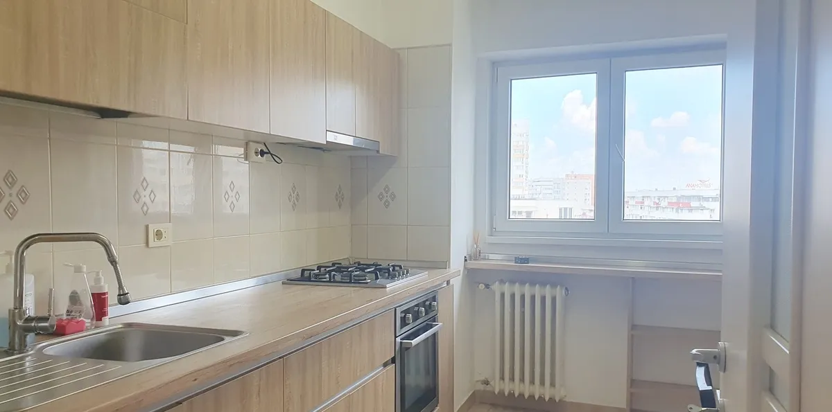 Dorobanti Iancu de Hunedoara apartament decomandat 3 camere