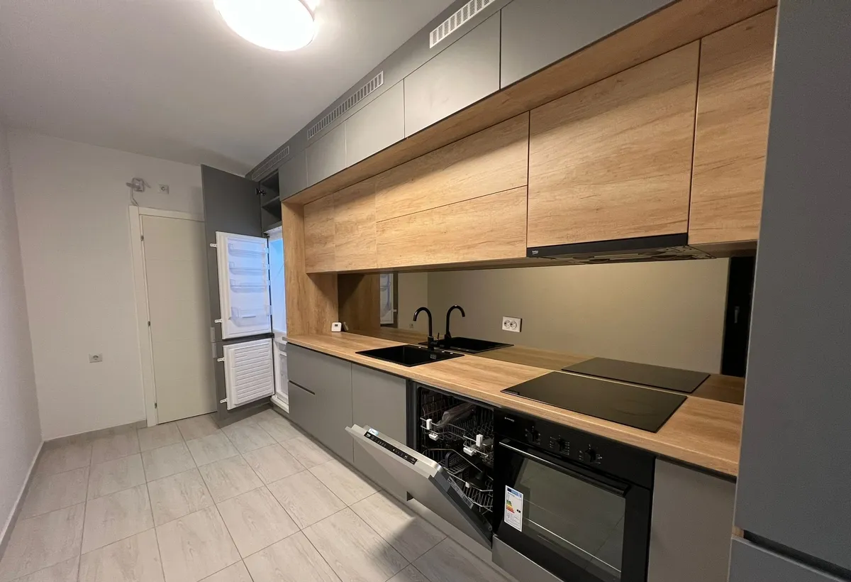 Pipera proprietar loc parcare inclus 2 camere bucatarie mobilat/utilat