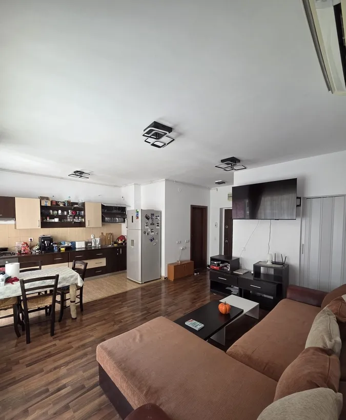 Rasarit de Soare Auchan Titan apartament 3 camere