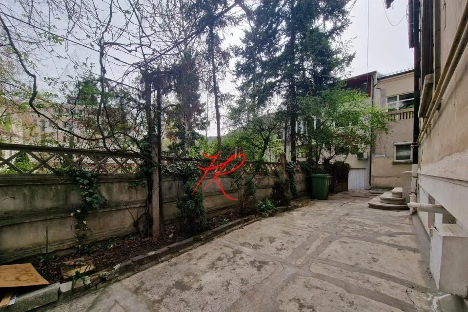 Vanzare apartament/birou 5 camere Icoanei