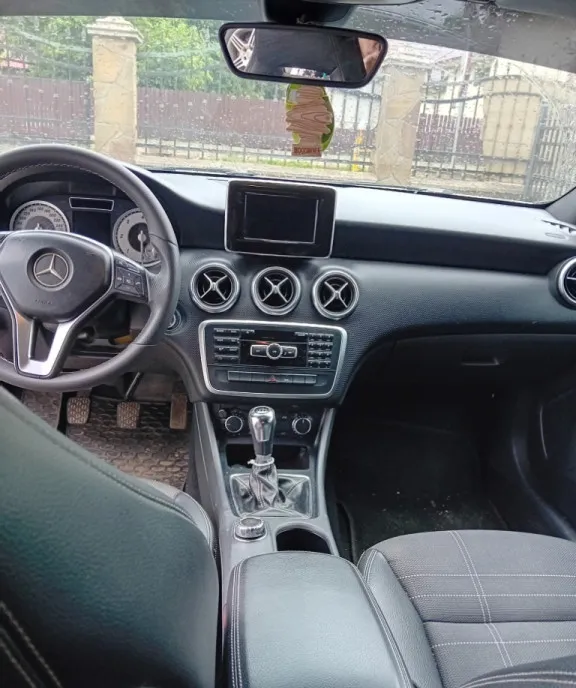 Mercedes-benz 180 an 2013 8 000 eur