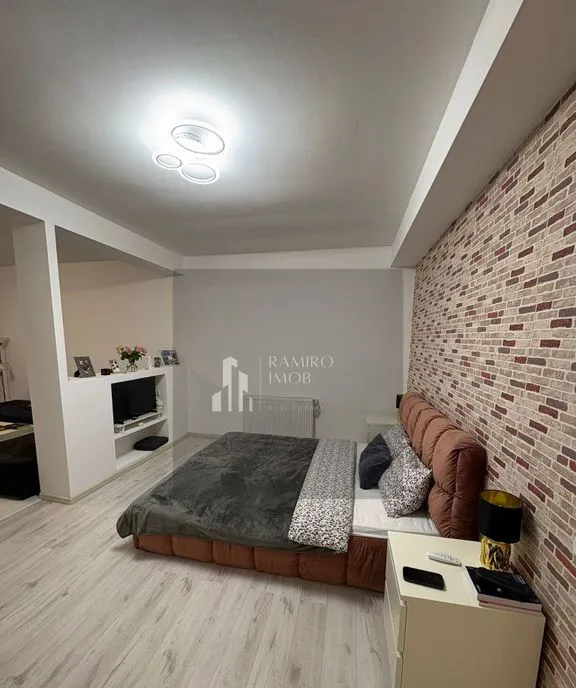 Apartament 2 camere metrou aparatorii patriei